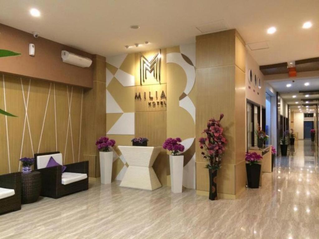 Hotel D' Calia Таракан Экстерьер фото